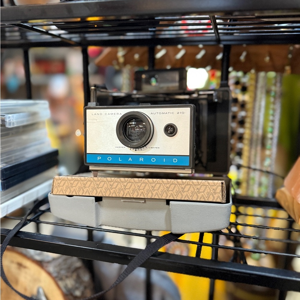 Vintage Polaroid 210 Land Camera